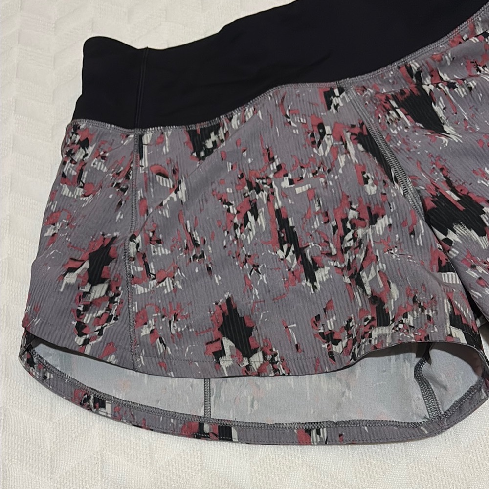 Lululemon Abstract Patterned Athletic Shorts - image 4